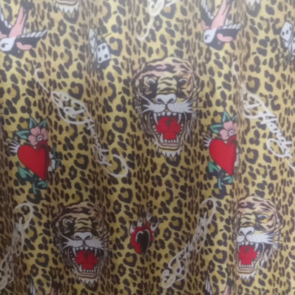 Ed Hardy Shower Curtain Set - Picture 3 of 5